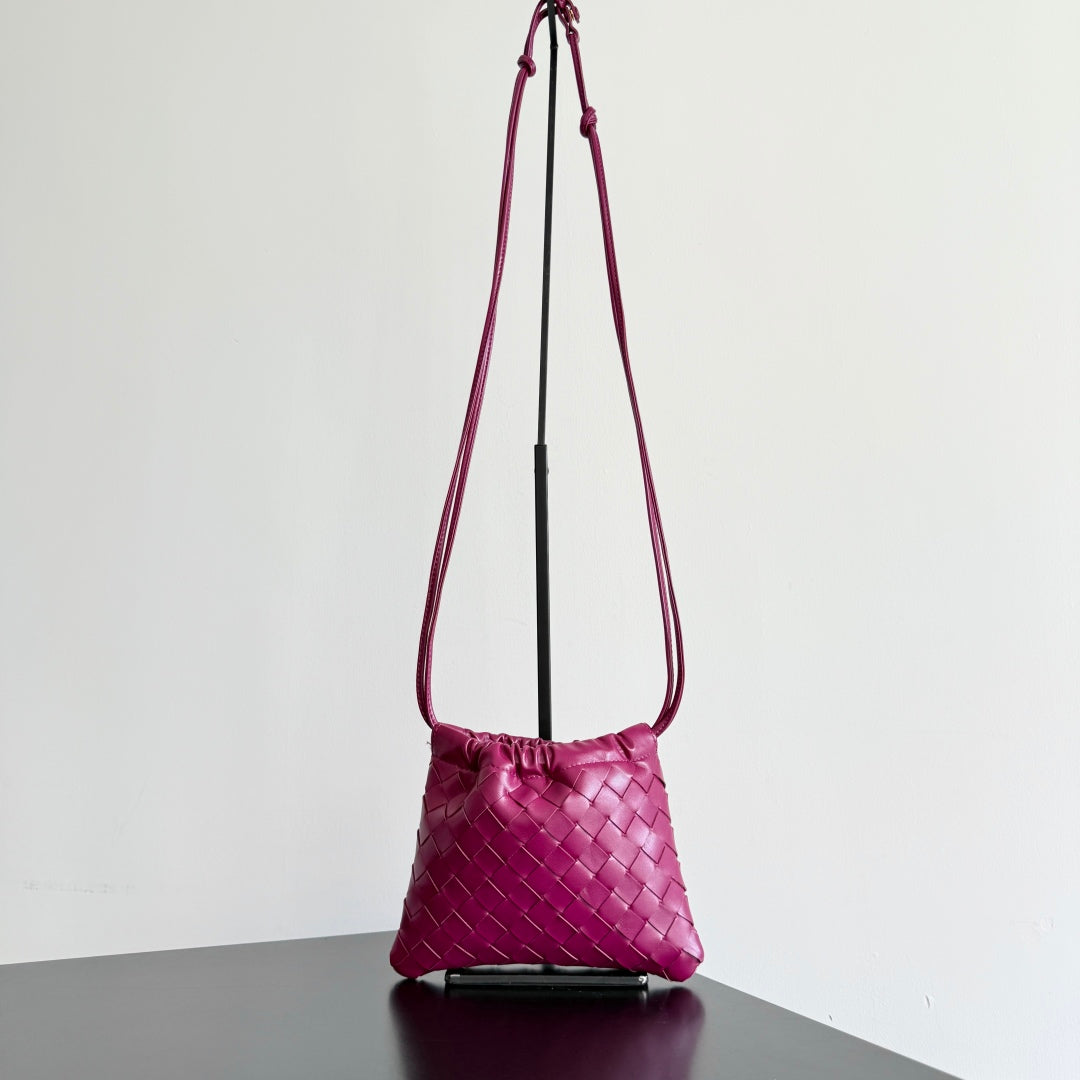 Bv Small Dustbag 21CM Cinnabar Intrecciato Calfskin Leather