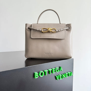 Bv Ciao Ciao Bag 26CM In Limestone Leather