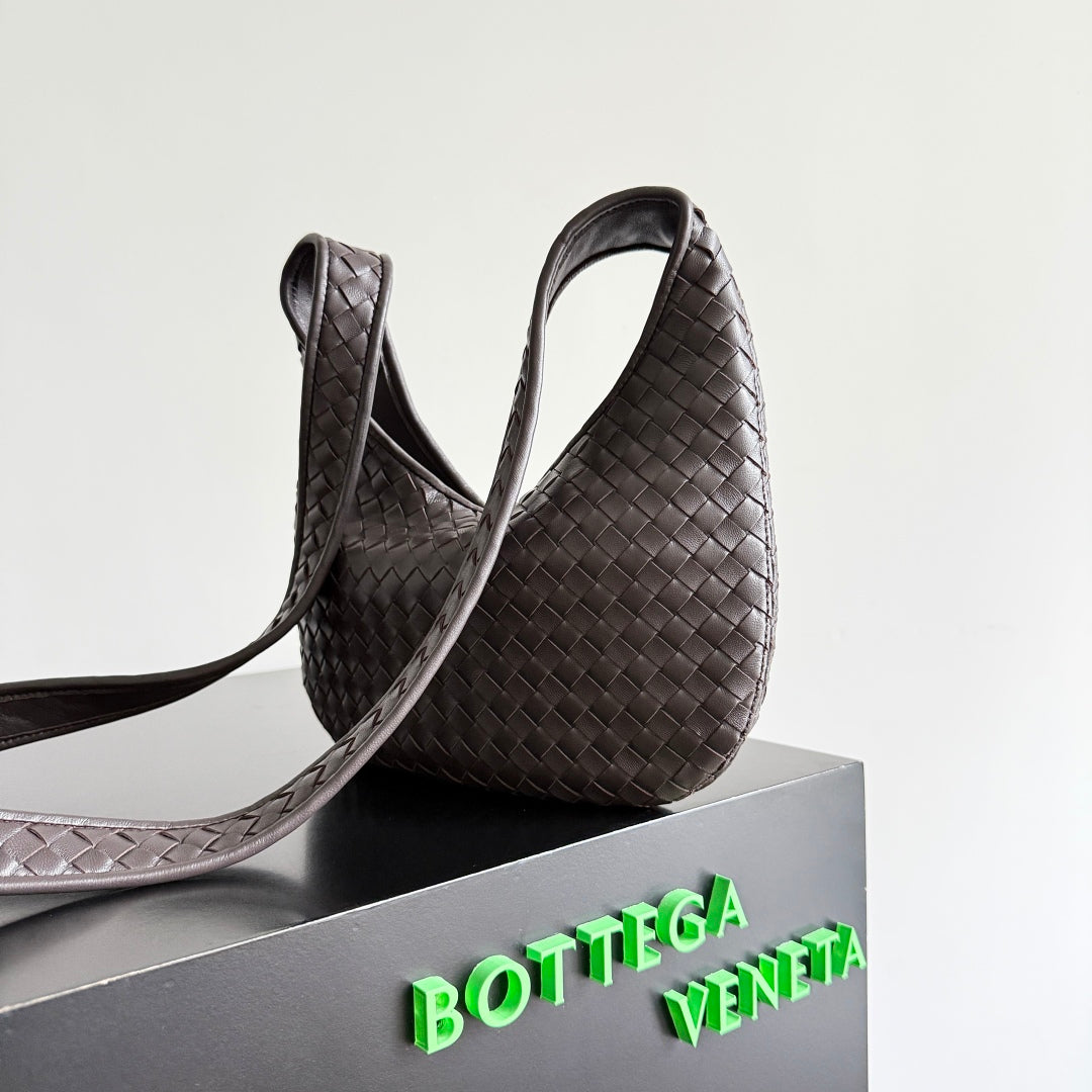 Bv 25S Veneto Bag 27CM Deep Brown Calfskin Hardware