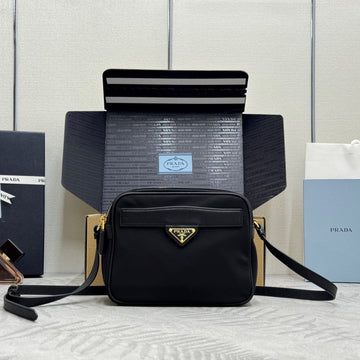 Prada Re-Edition 1978 Shoulder Bag 21CM Black Re-Nylon& Saffiano Leather