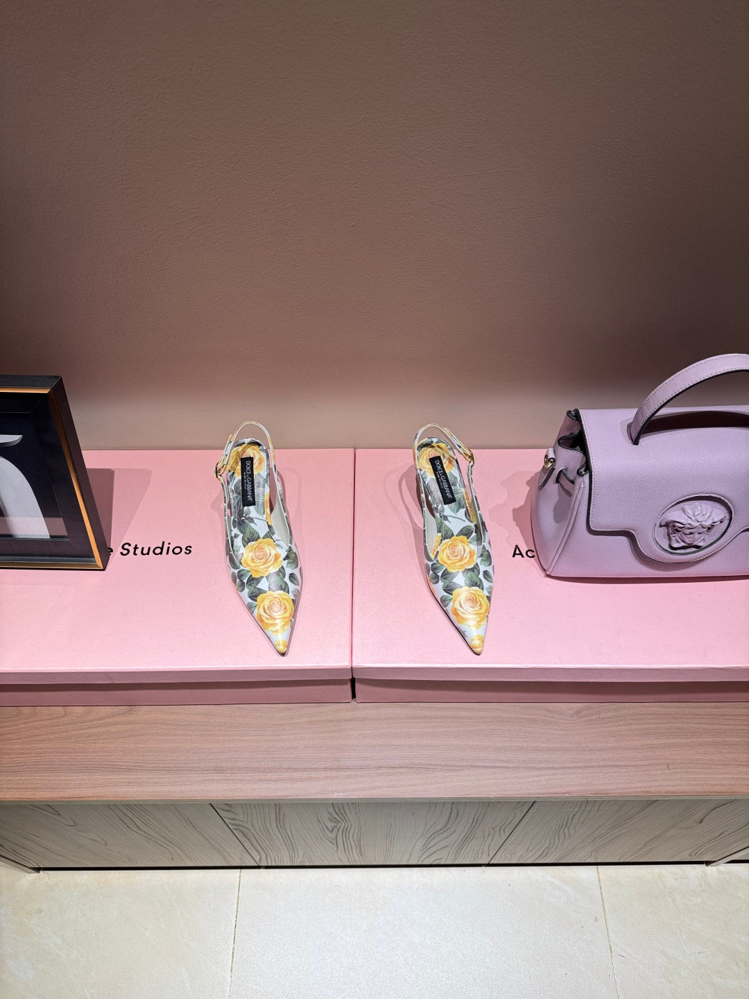 Dc Slingback Pumps 65MM Yellow Rose-Print And Sheepskin 379287
