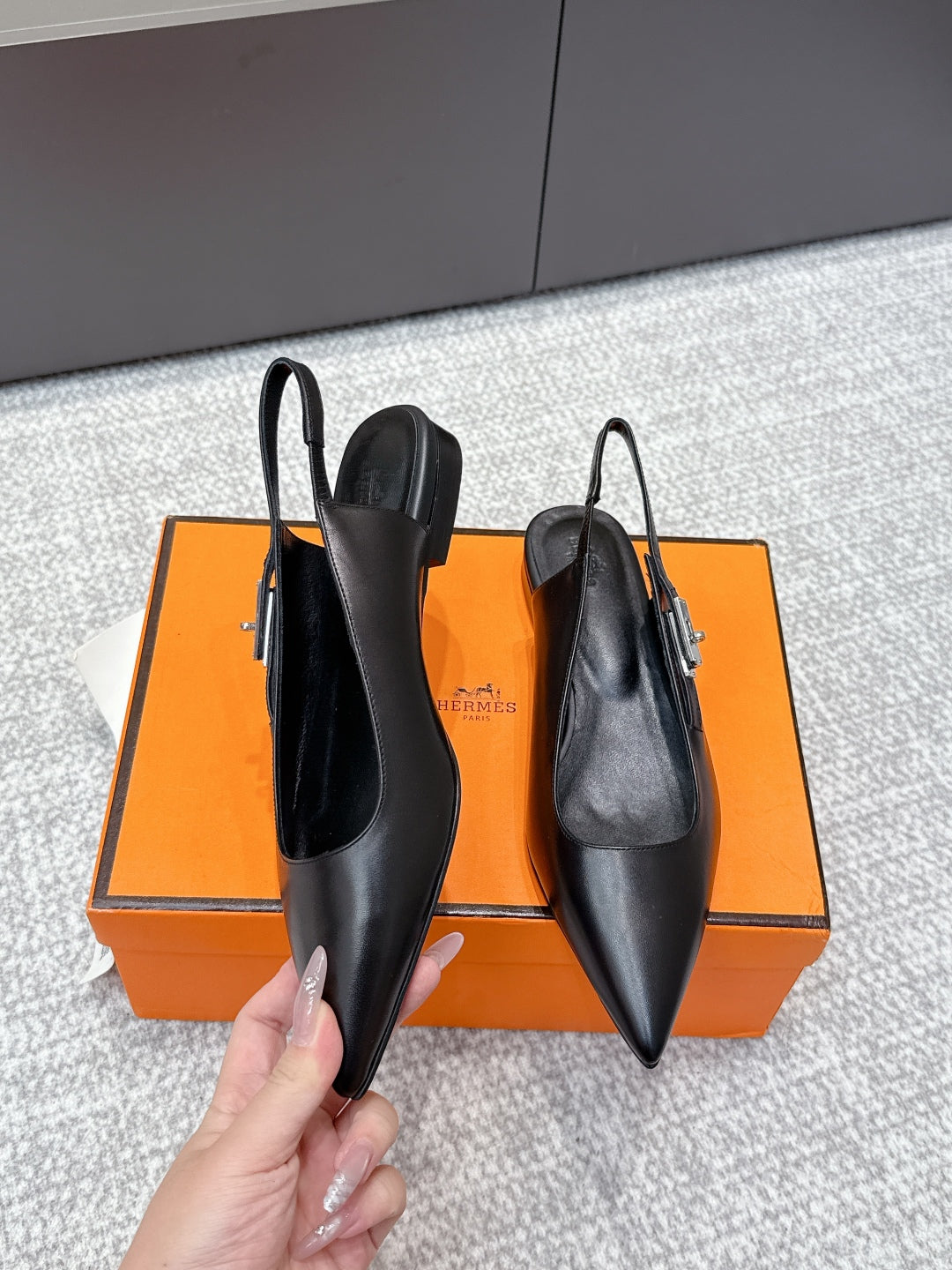 Hm Lover Slingback Black Calfskin 461888