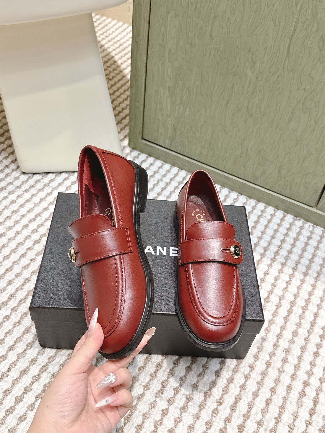 CC 26SS Loafers 3CM Burgundy Cowhide 653499