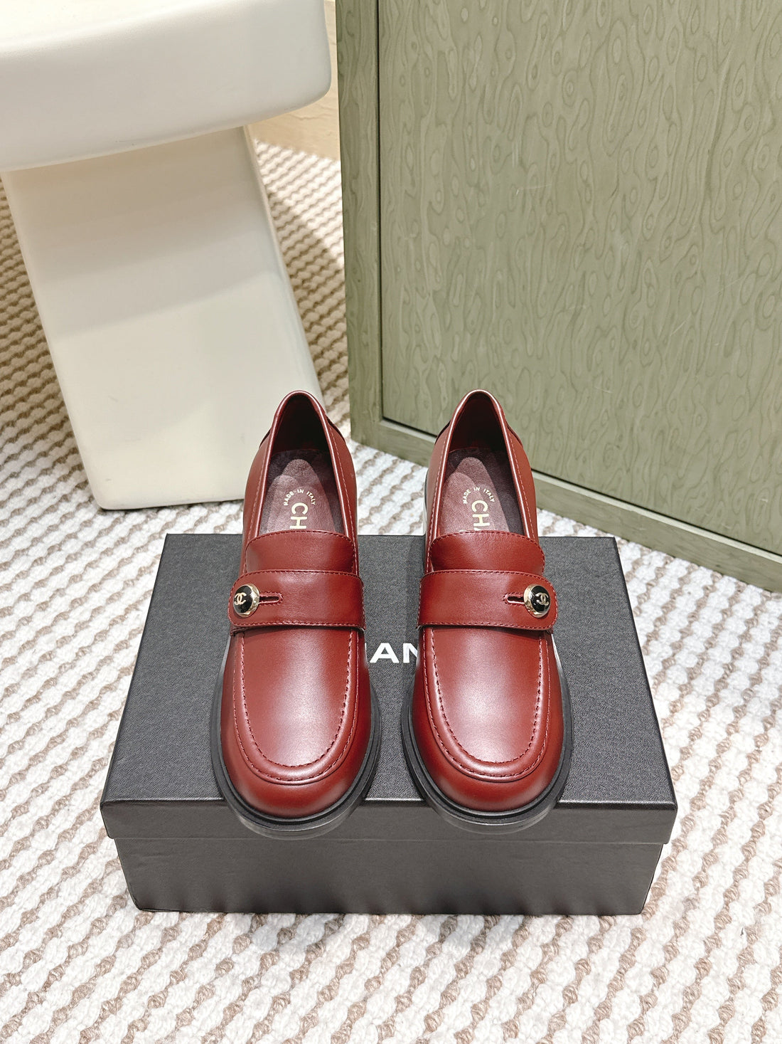 CC 26SS Loafers 6CM Burgundy Cowhide 653498