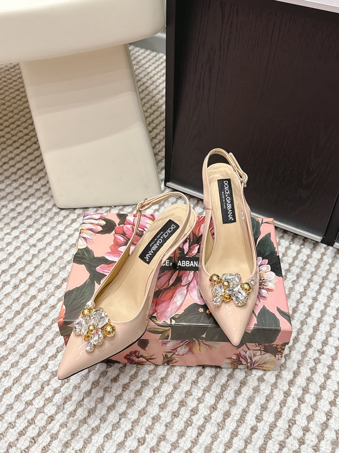 Dg Rainbow Slingbacks Beige Patent Leather 663075