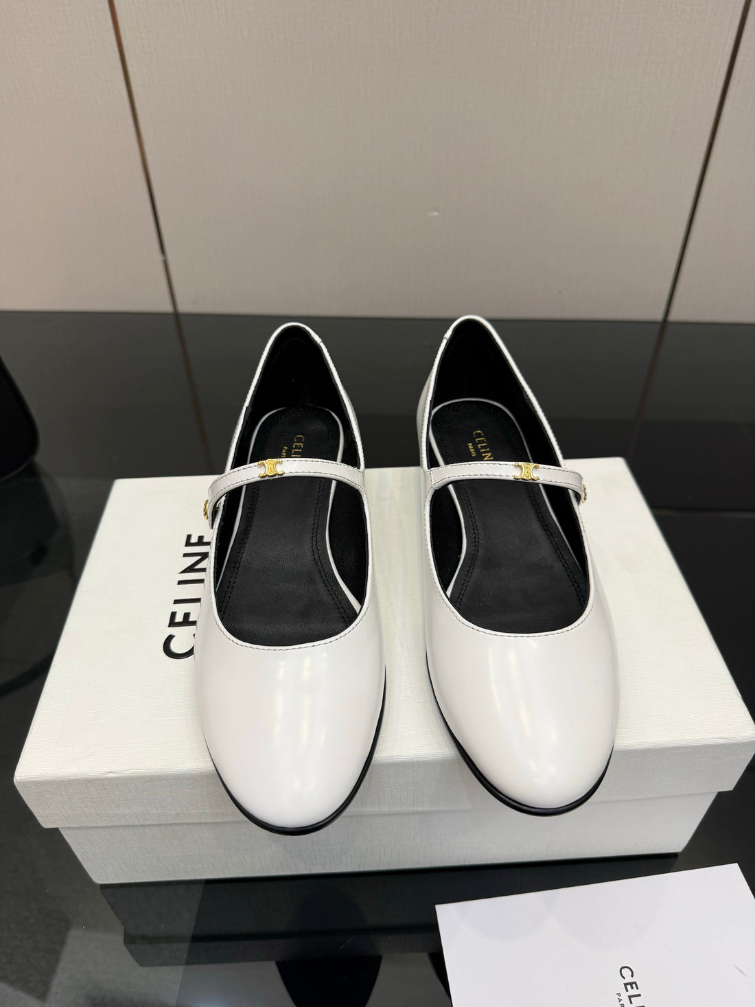 Cl City Mary-Jane White Lambskin 725640