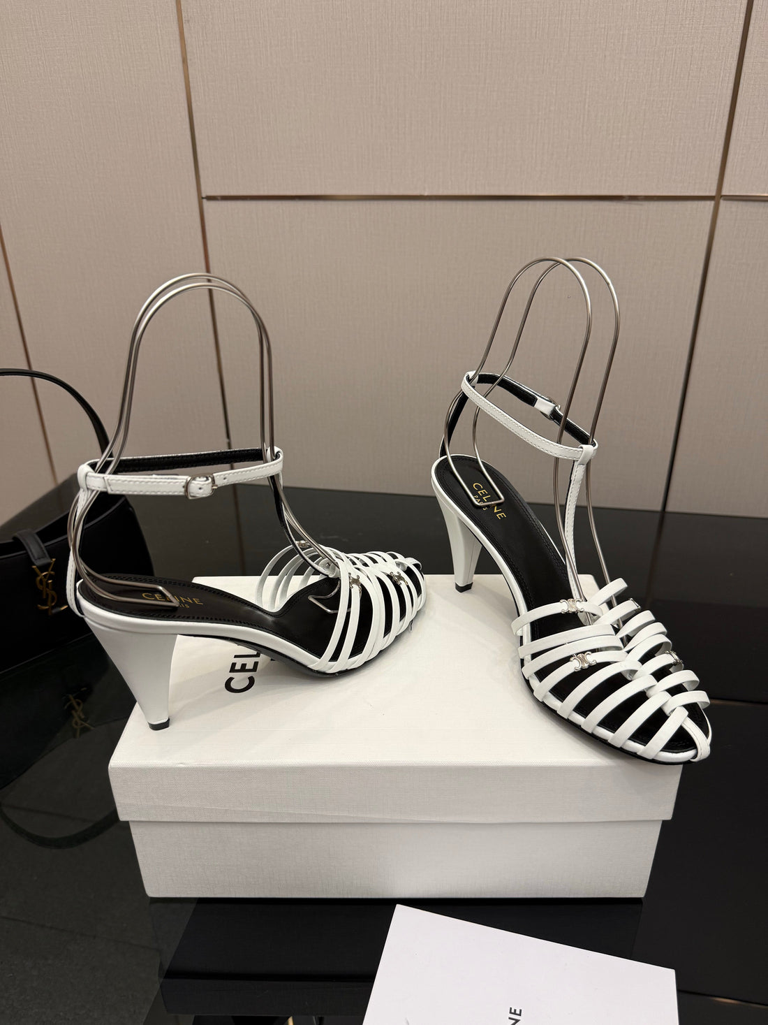 Cl Cage Heeled Sandal 9CM White Calfskin 725648