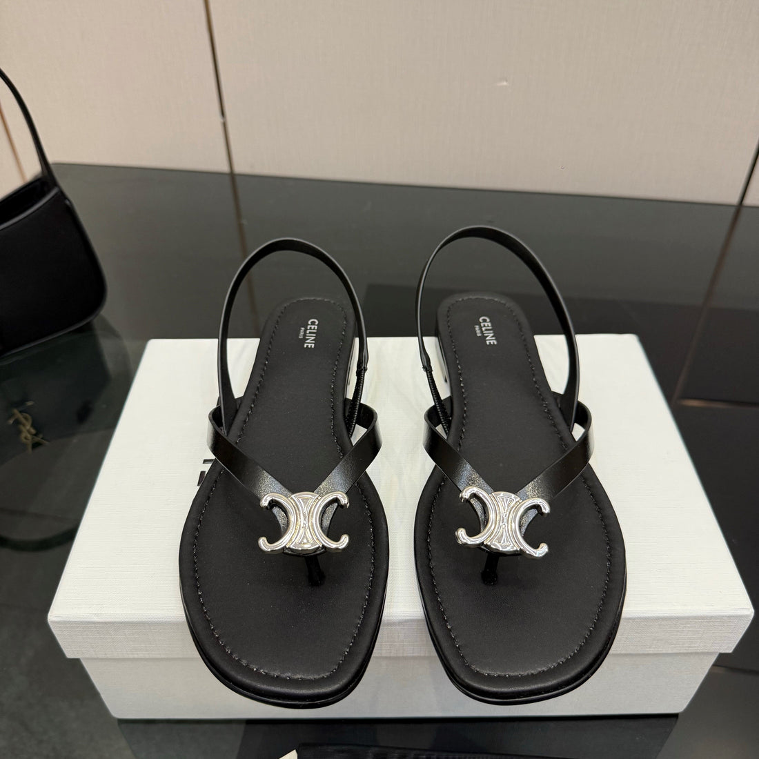 Cl Biki Sandal Black Calfskin 725675