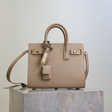 Sac De Jour Nano 22CM Beige Grain Cowhide Ghw