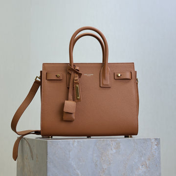 Sac De Jour Nano 26CM Brown Grain Cowhide Ghw