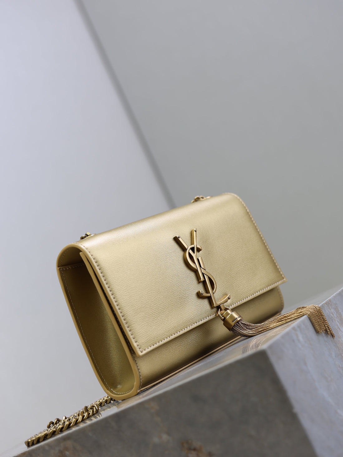 Kate Small Bag 20CM Gold Metallic Calfskin.