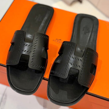 Hm Oran Sandal Black Perforate Cowhide 294873