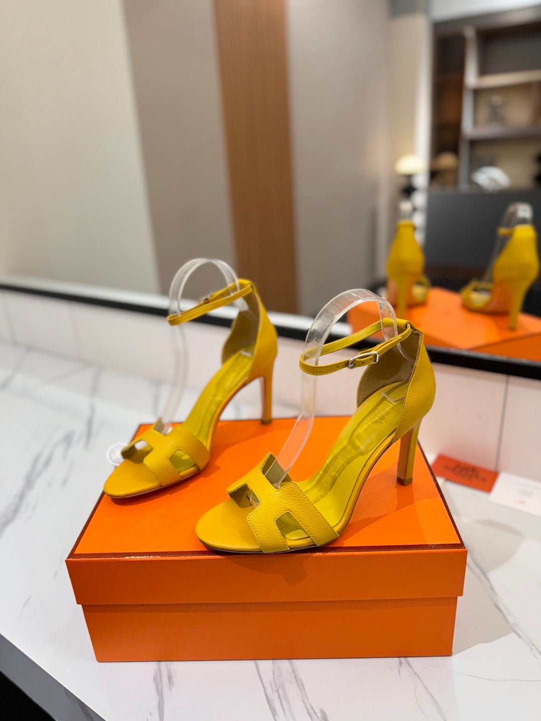 Hm Joy Heeled Sandals Yellow Cowhide 294899