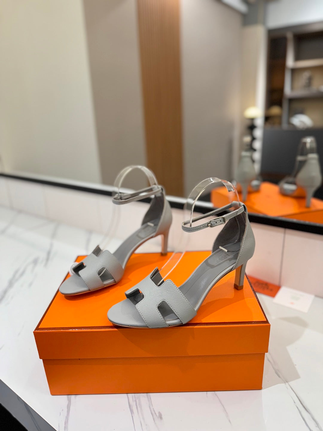 Hm Joy 65MM Heeled Sandals Gray Cowhide 294912