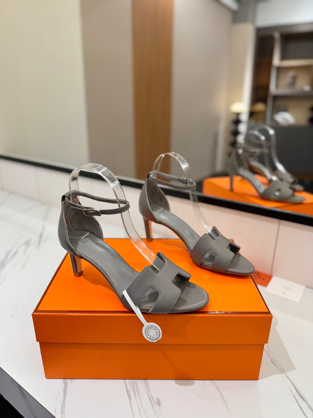 Hm Joy 65MM Heeled Sandals Gray Flat Cowhide 294933