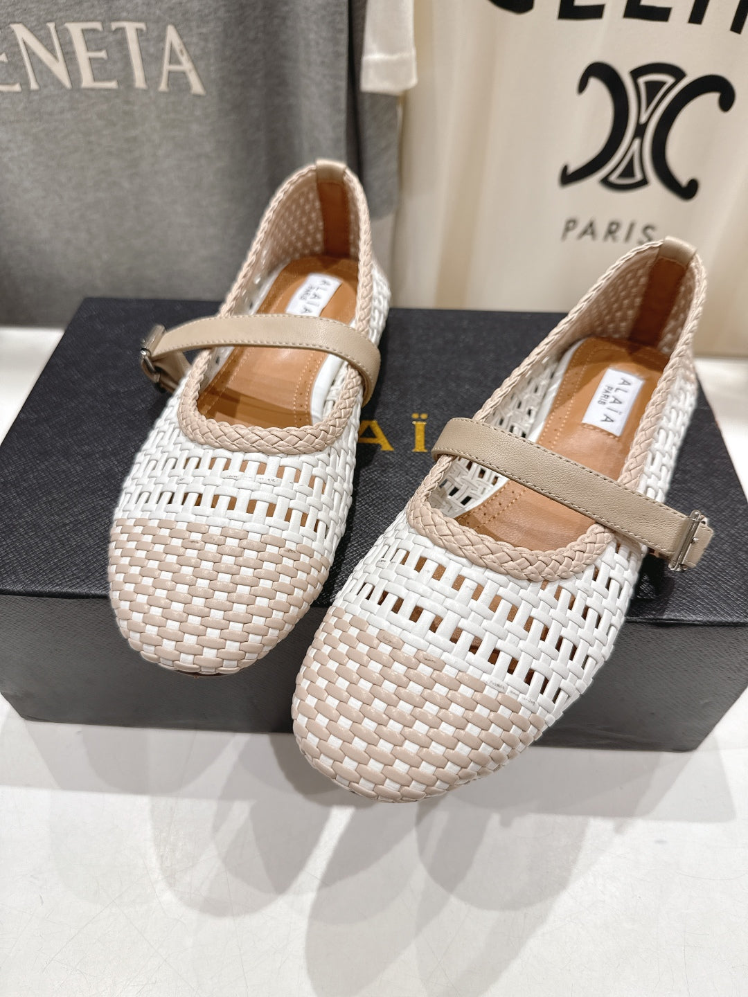 Alaïa Mary Jane Flats White Mix Beige Woven Calfskin Pattent
