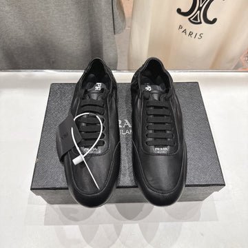 Prada 25S Sneakers Black Sheepskin 535496