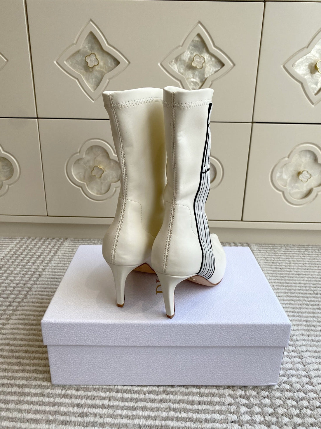 Dior 2025 Tribales Heeled Ankle Boot 80MM White Lambskin 501193