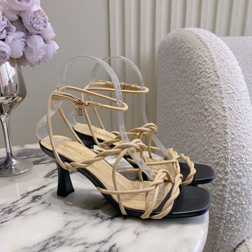 CC 26S Strappy Sandals 7.5cm Beige Black Sheepskin 723619