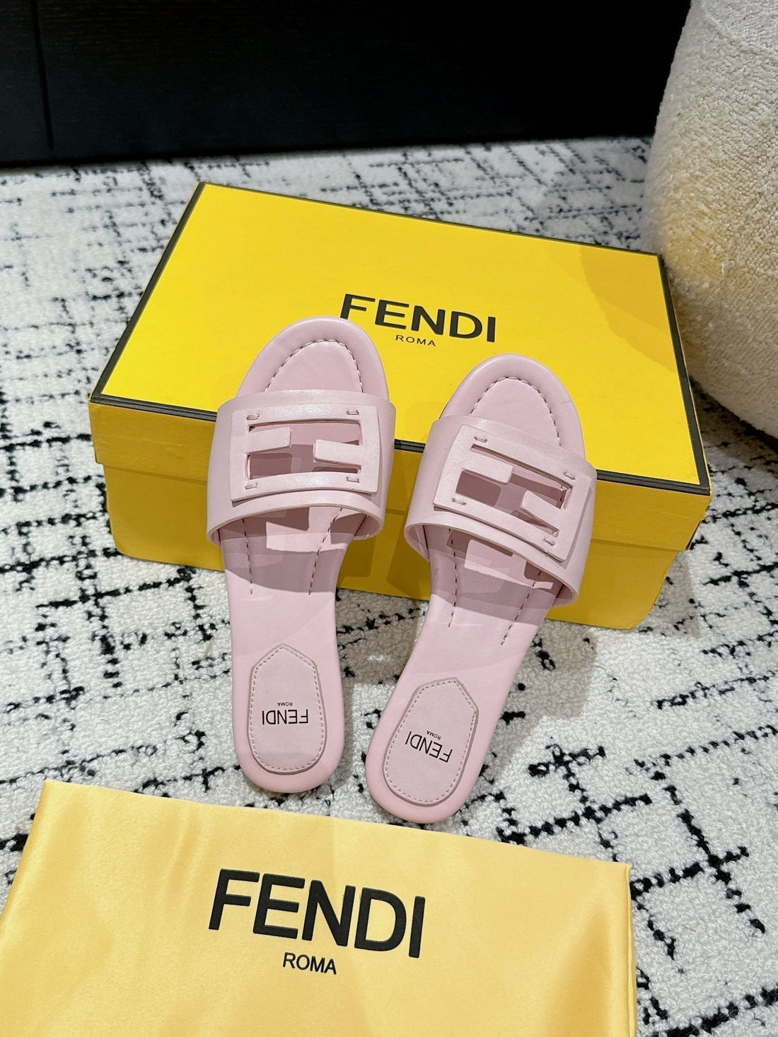 Ff Baguette Light Pink Leather Slide