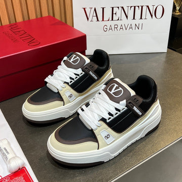 Vt 25S Couple Sneakers Black Beige Calfskin 563118
