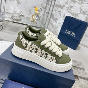 CD B33 Sneaker 30MM In Moss Green Calfskin 100664