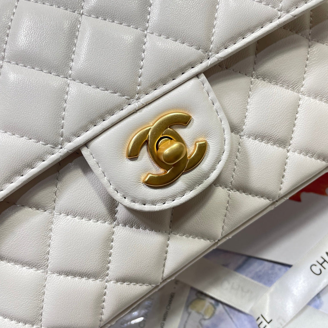 CC 25P Medium Flap Bag 25CM Top Handle Cream Calfskin Gold Hardware