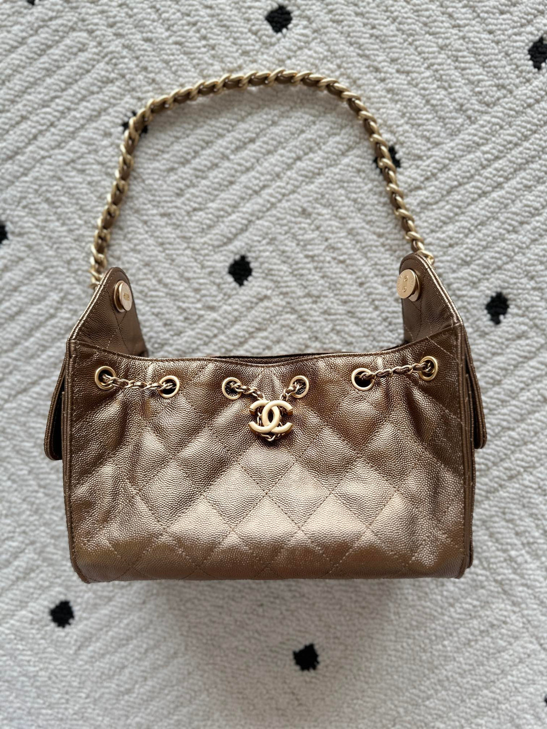 Chanel 25 Hobo Bag 22CM Bronze Calfskin 286184