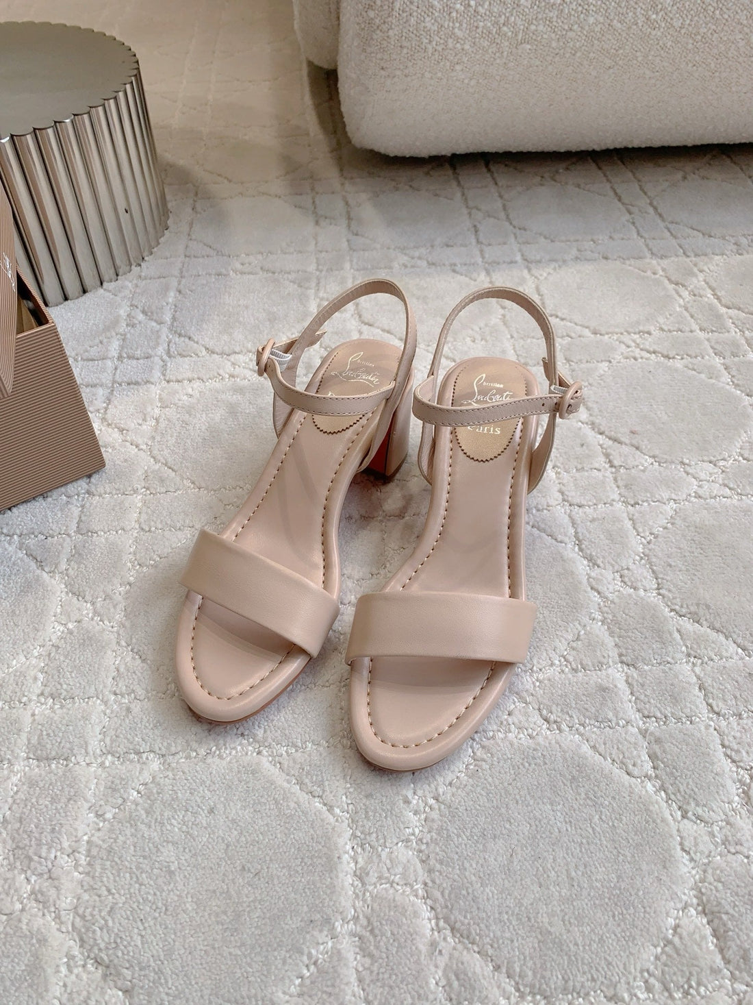 Cl Simple Sandals Nude Sheepskin 328456