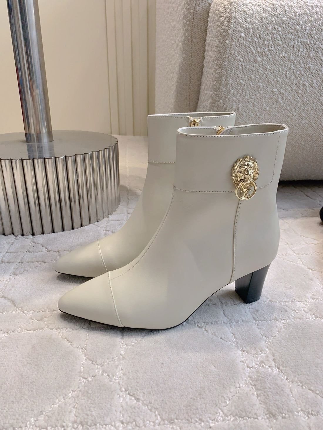 CC 25 Chunky High-Heeled Ankle Boots White Calfskin 516658