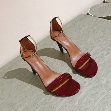 Fendi High-Heeled 85 Mm In Cherry Red Lambskin With Gold Hardware