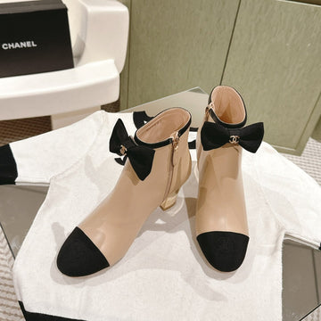 CC Short Boost Beige Cream Pure Lambskin