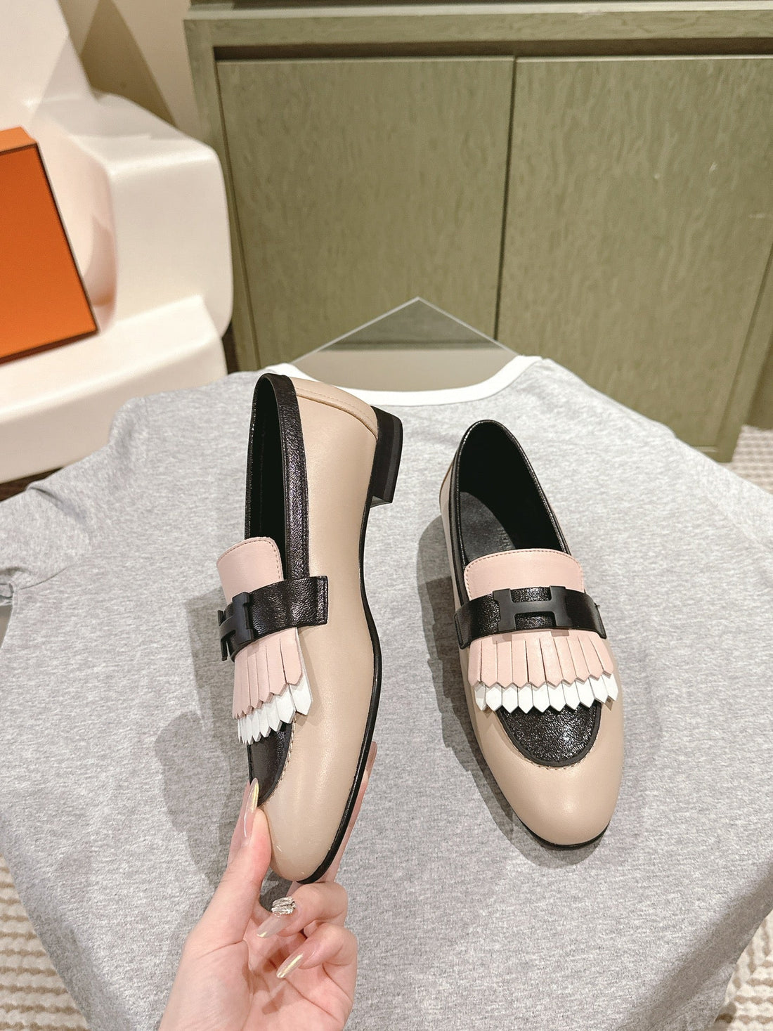 Hm Mocassins Royal Loafers Black Beige Sheepskin 445009