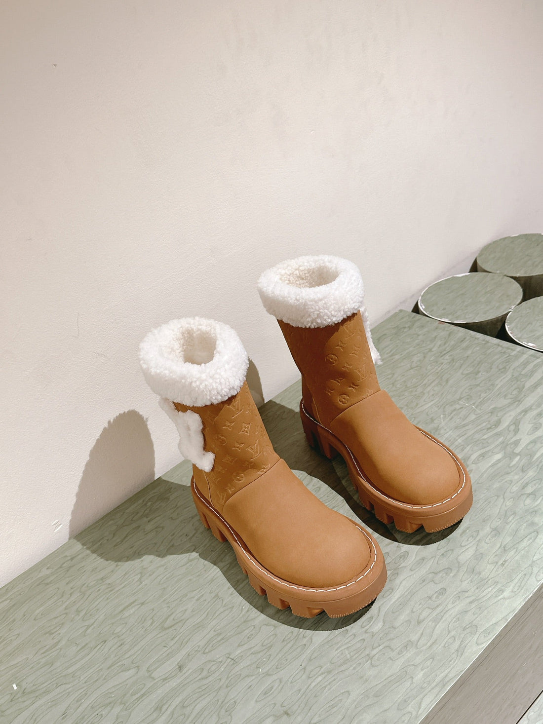 Ankle Boots In Bronze Brown Embossed Calfskin And White Shearling