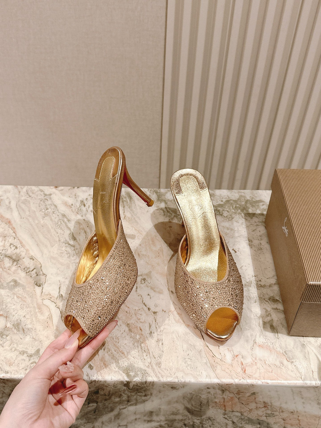Cl 25 Mules Gold Imported Special 346327