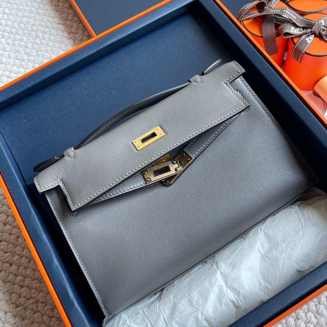 HM Kelly Pochette 22CM Smoke Gray Swift Gold Hardware