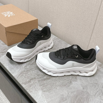Run Sneaker In White Mix Black Suede And Mesh Fabric