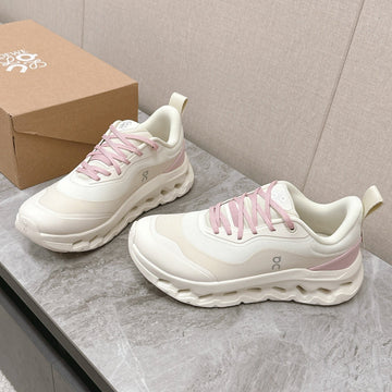 Run Sneaker In Pastel Gray Mix Baby Pink Suede And Mesh Fabric