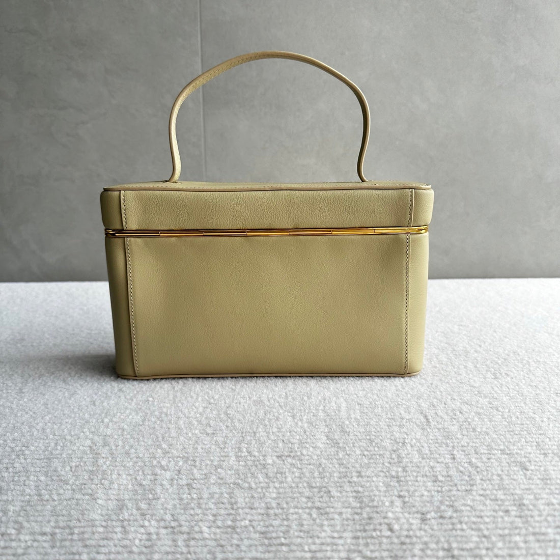 Cl 26S Rectangle Beige Supple Calfskin