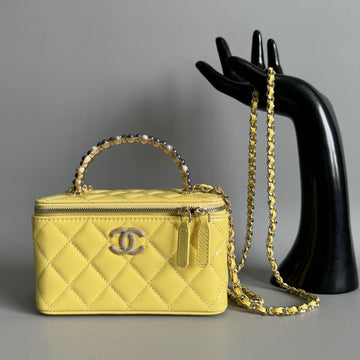CC Vanity Case Pearl 17CM Yellow Lambskin Gold Hardware