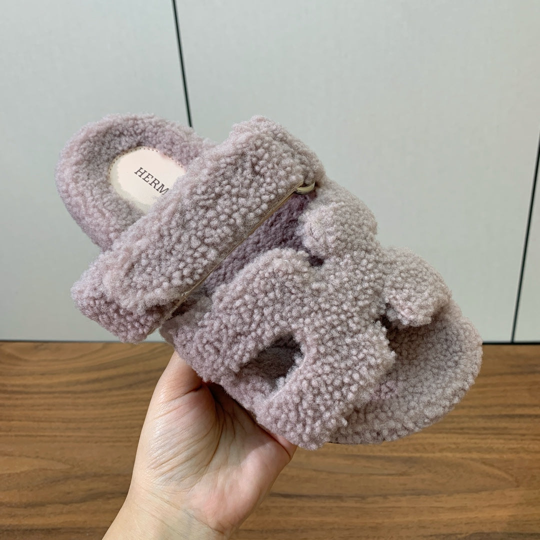 Hm Chypre Sandal In Light Purple Lamb Wool 984180