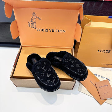 LV Ski Colorado Closed Mule Black Suede Wool 542228