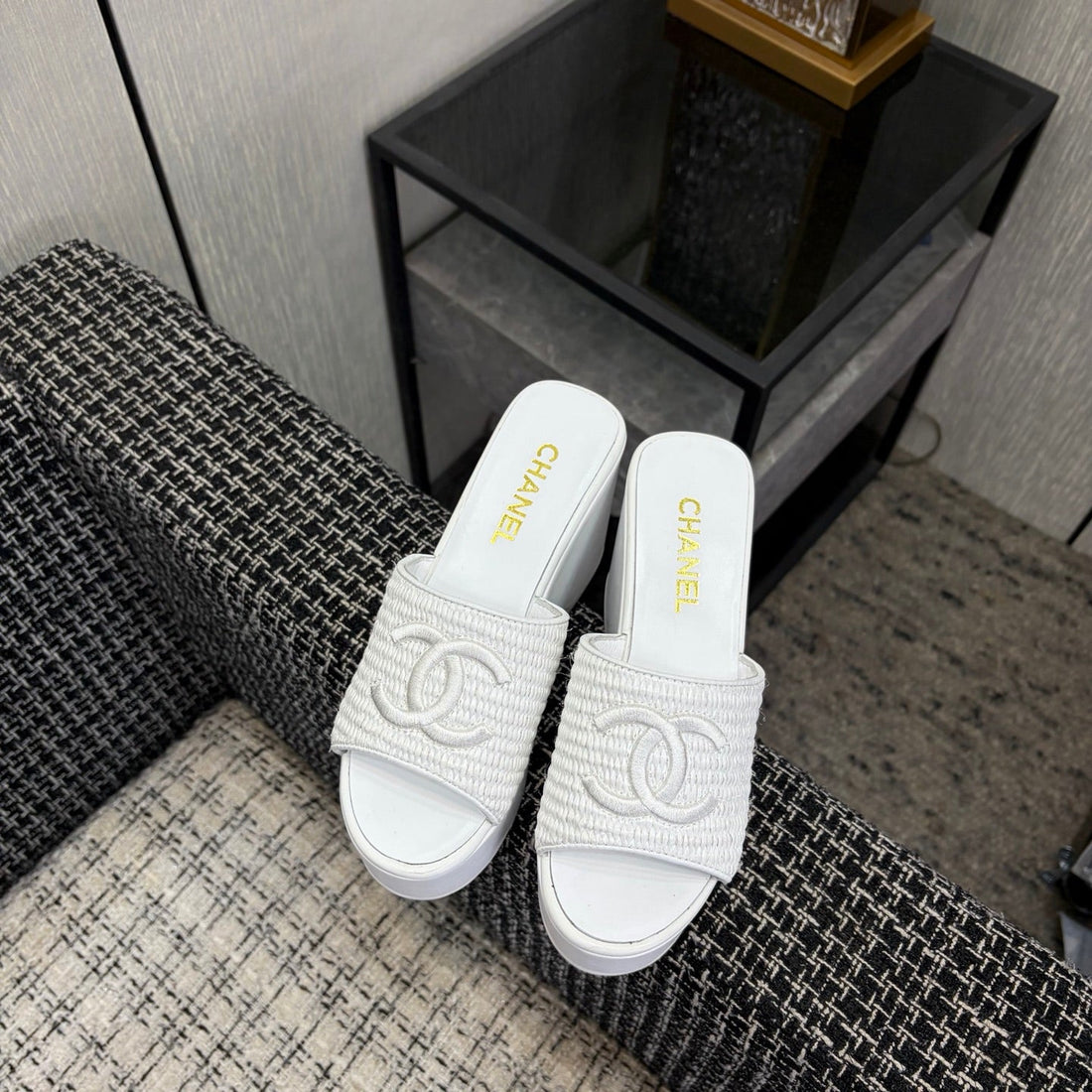 CC 26S Platform Slide White Raffia Sheepskin 688698