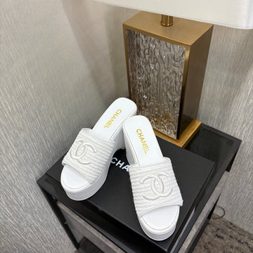 CC 26S Platform Slide White Raffia Sheepskin 688698