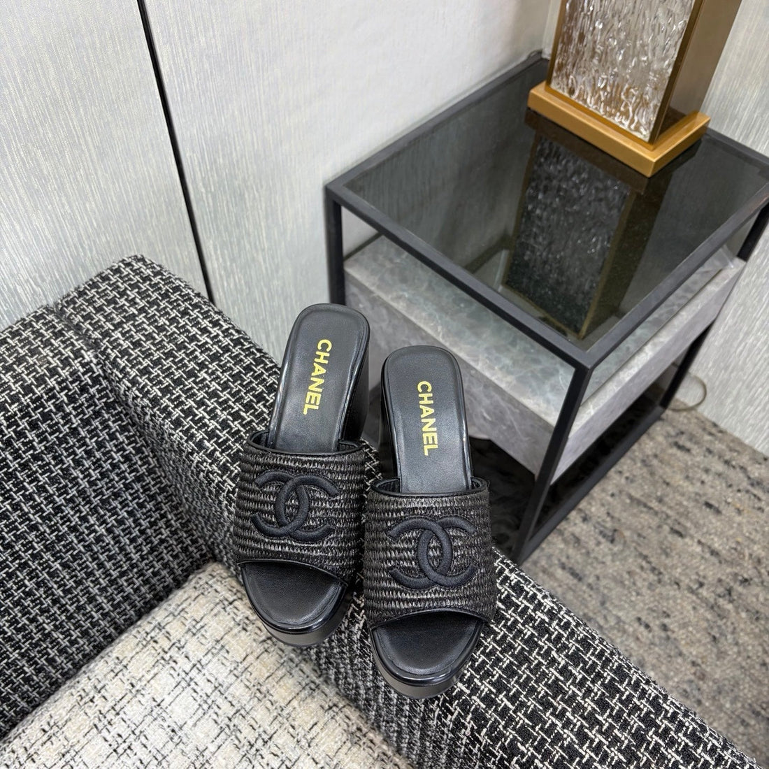 CC 26S Platform Slide Black Raffia Sheepskin 688700