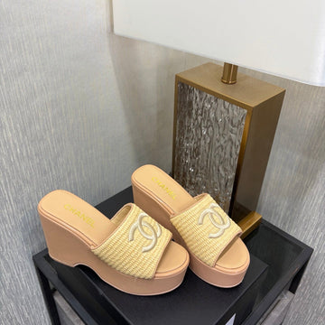 CC 26S Platform Slide Beige Raffia Sheepskin 688702