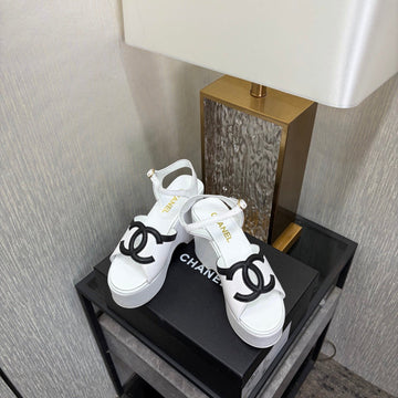 CC 26S Platform Sandals White Black Sheepskin 688706