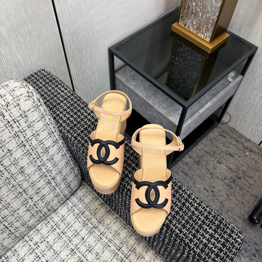 CC 26S Platform Sandals Beige Black Sheepskin 688707