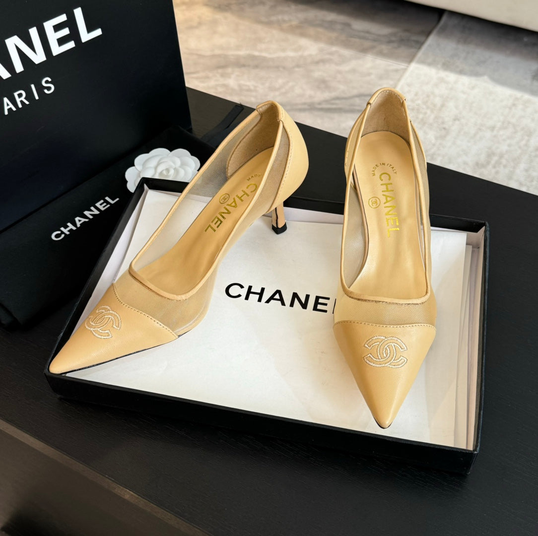 CC Pump 65 Beige Transparent Fabric Lambskin
