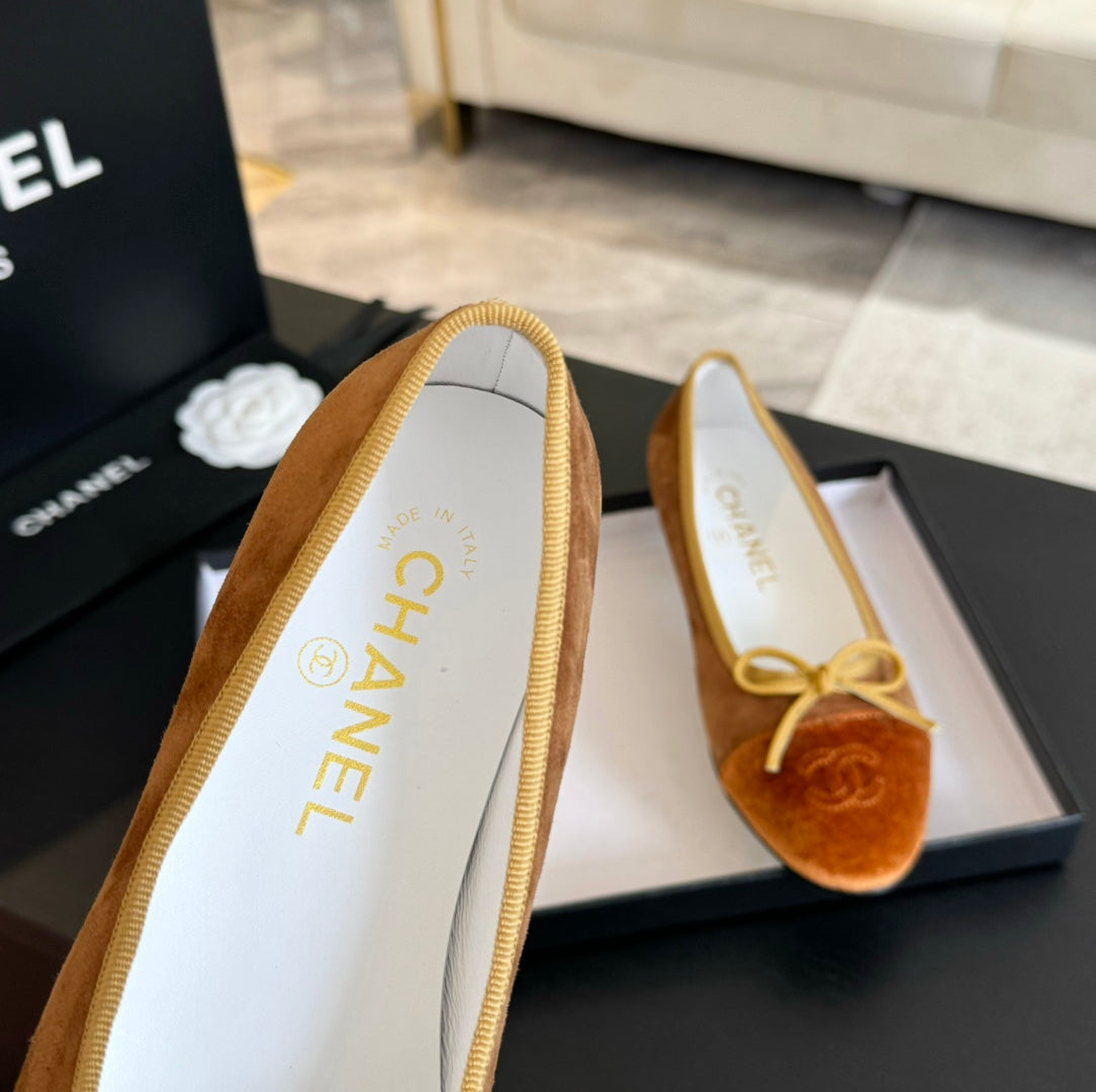 Ballet Flat Brown Suede Amber Canvas